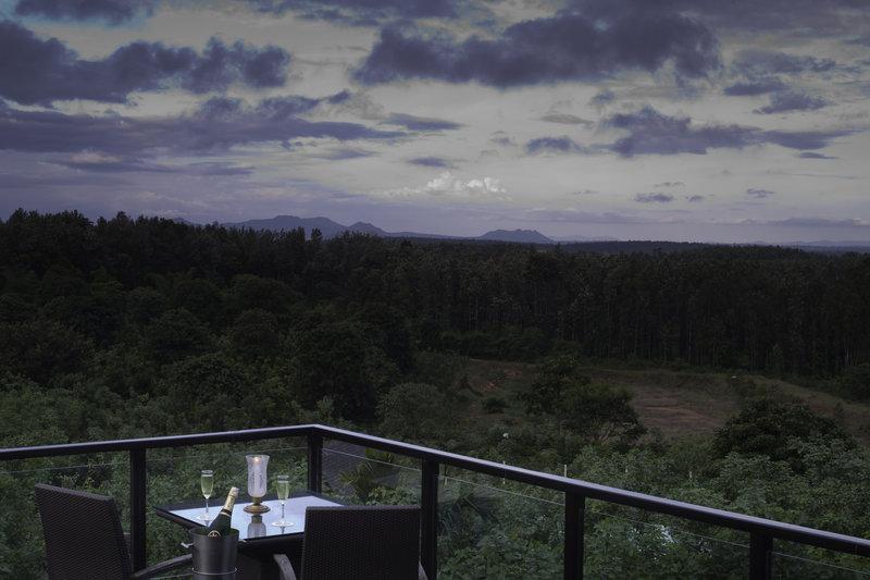 เดอะ เซราย ชอคมากูลาร์ Hotel จิกมากาลูร์ ร้านอาหาร รูปภาพ